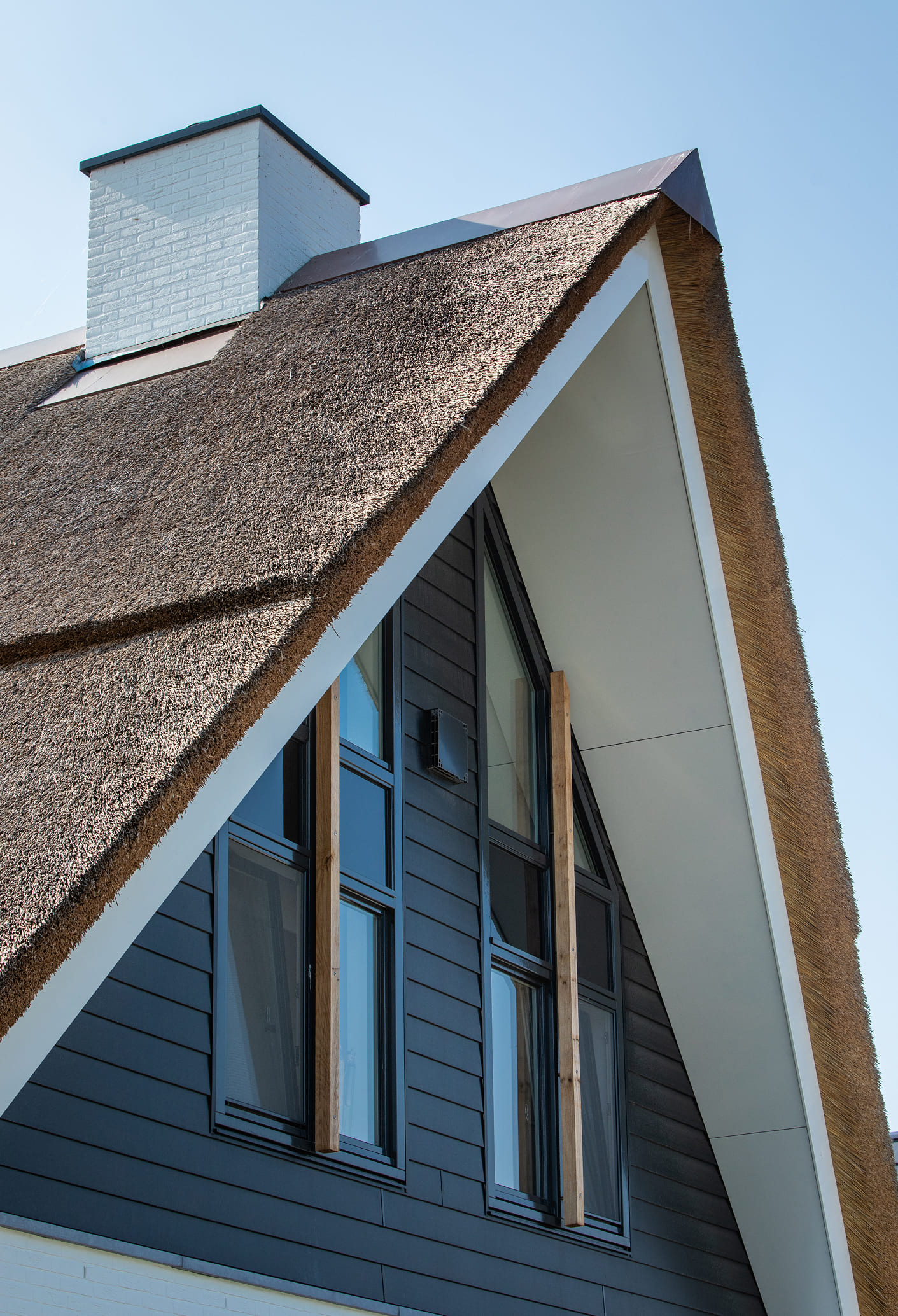 Schuine kap met riet