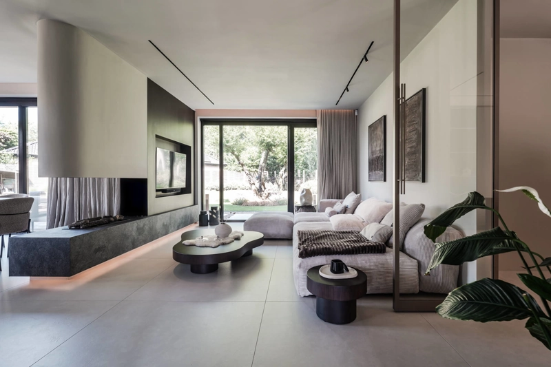 Luxe maatwerk interieur met haard