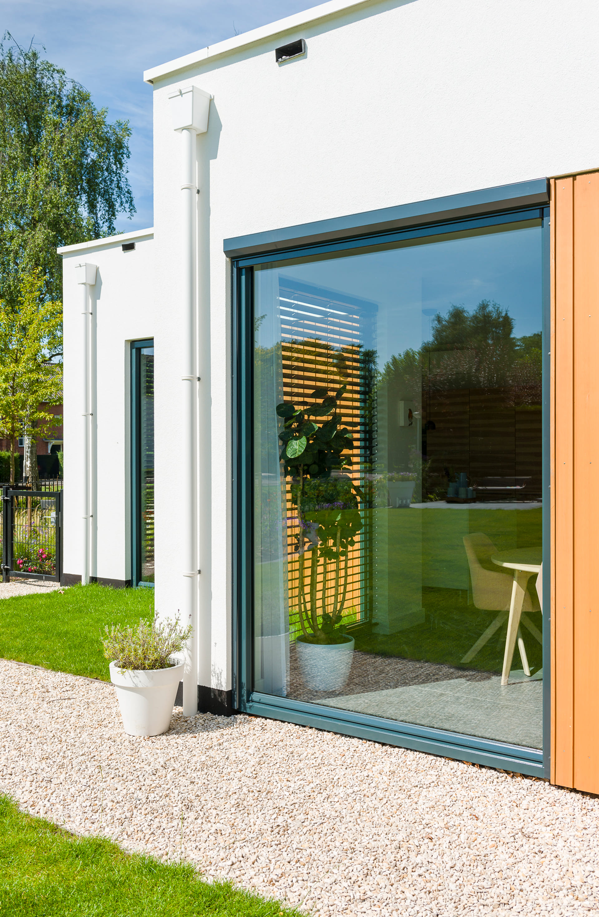 Raampartij van bungalow