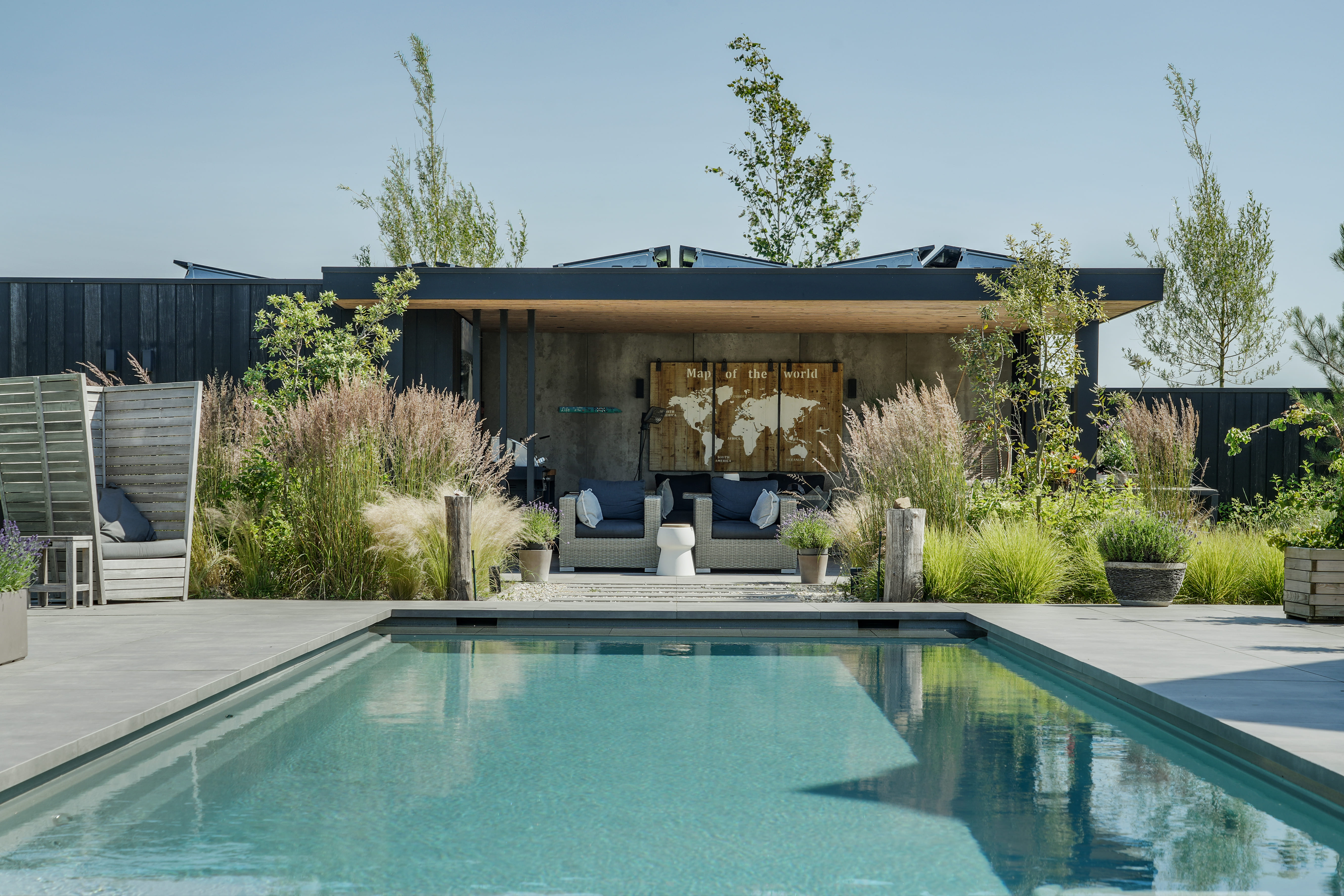 Buitenverblijf met zwembad