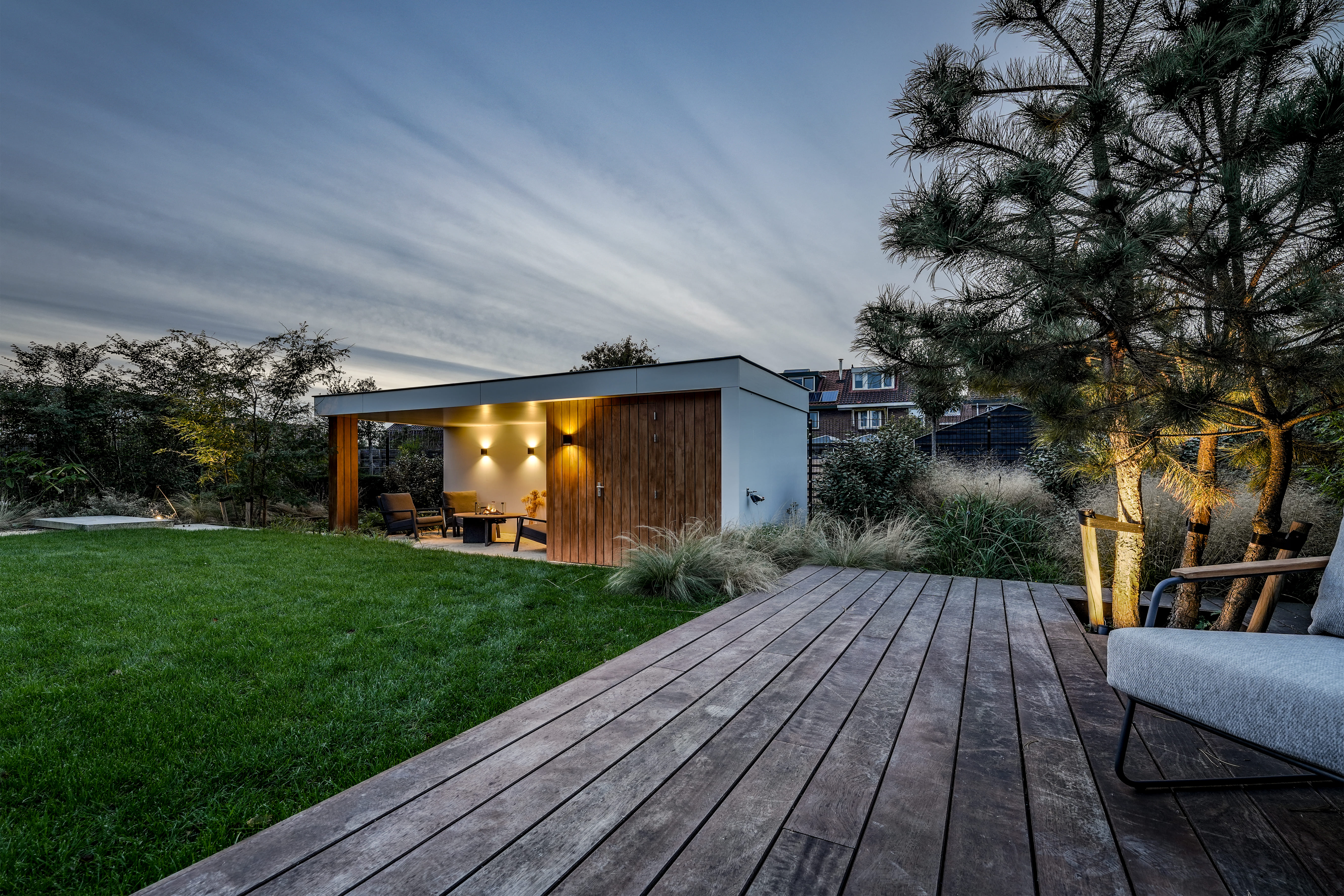Buitenverblijf avondshot