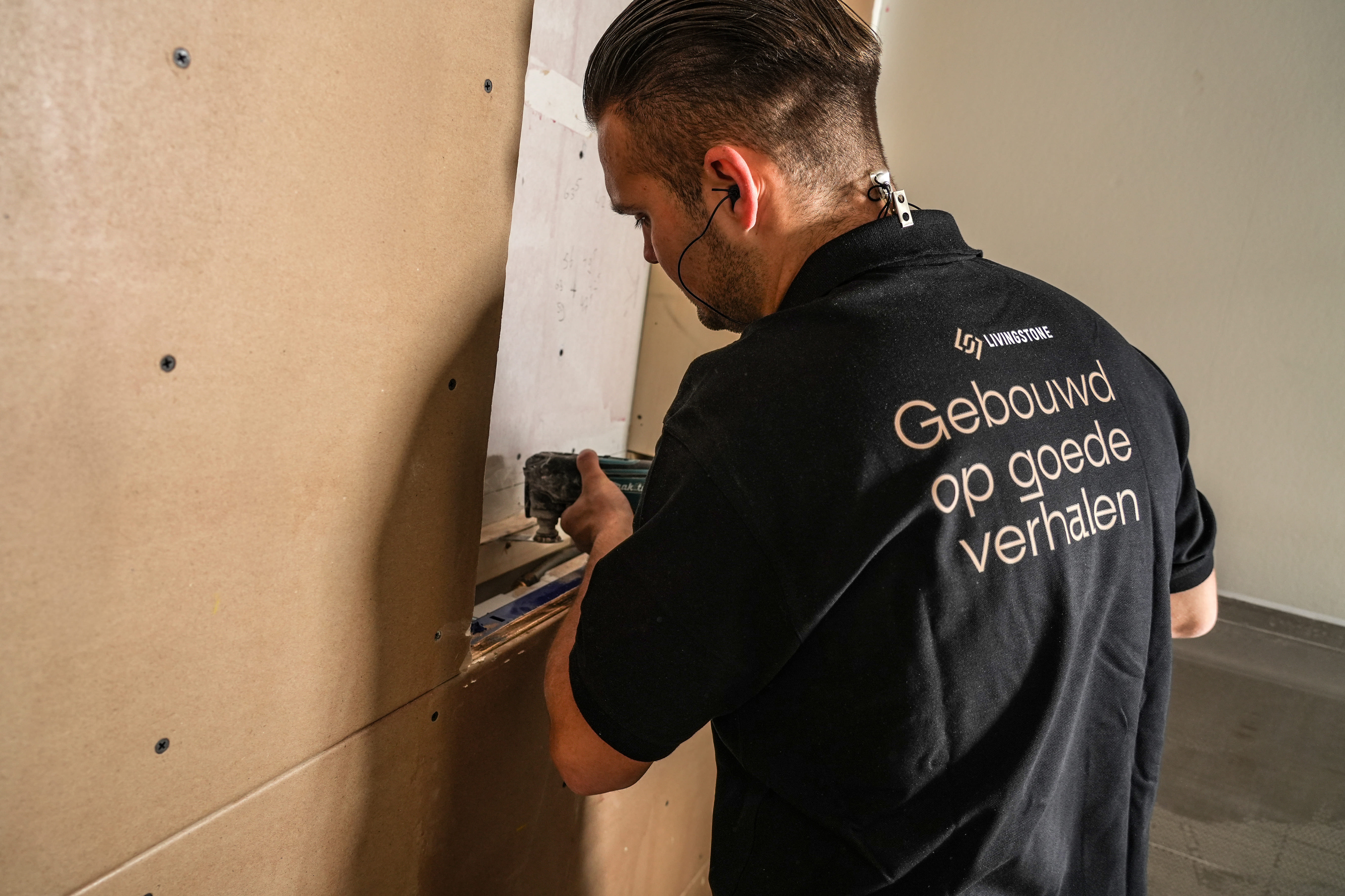 Uitvoerder van Livingstone werkt aan afbouw van een woning