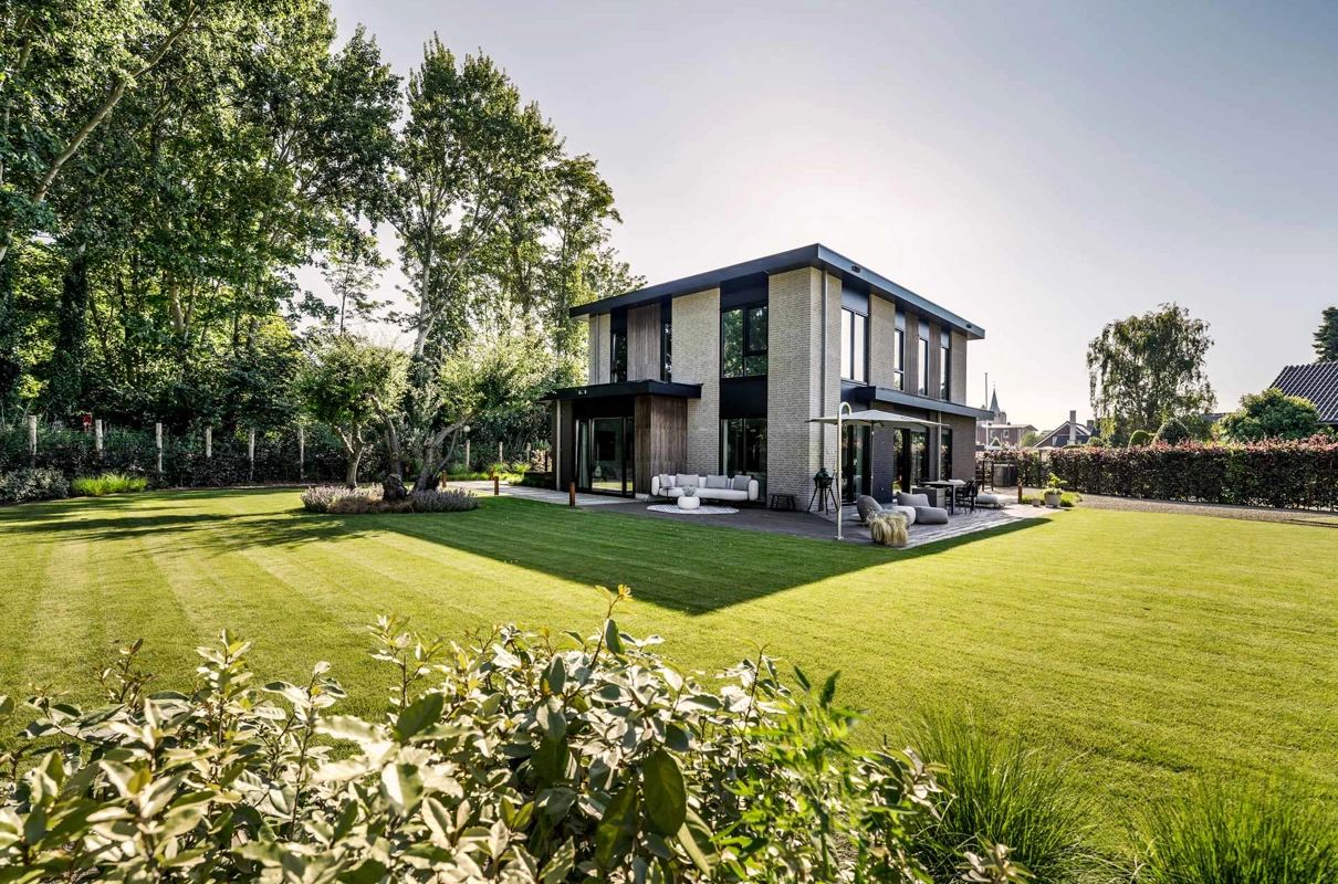 Achterzijde moderne gevel