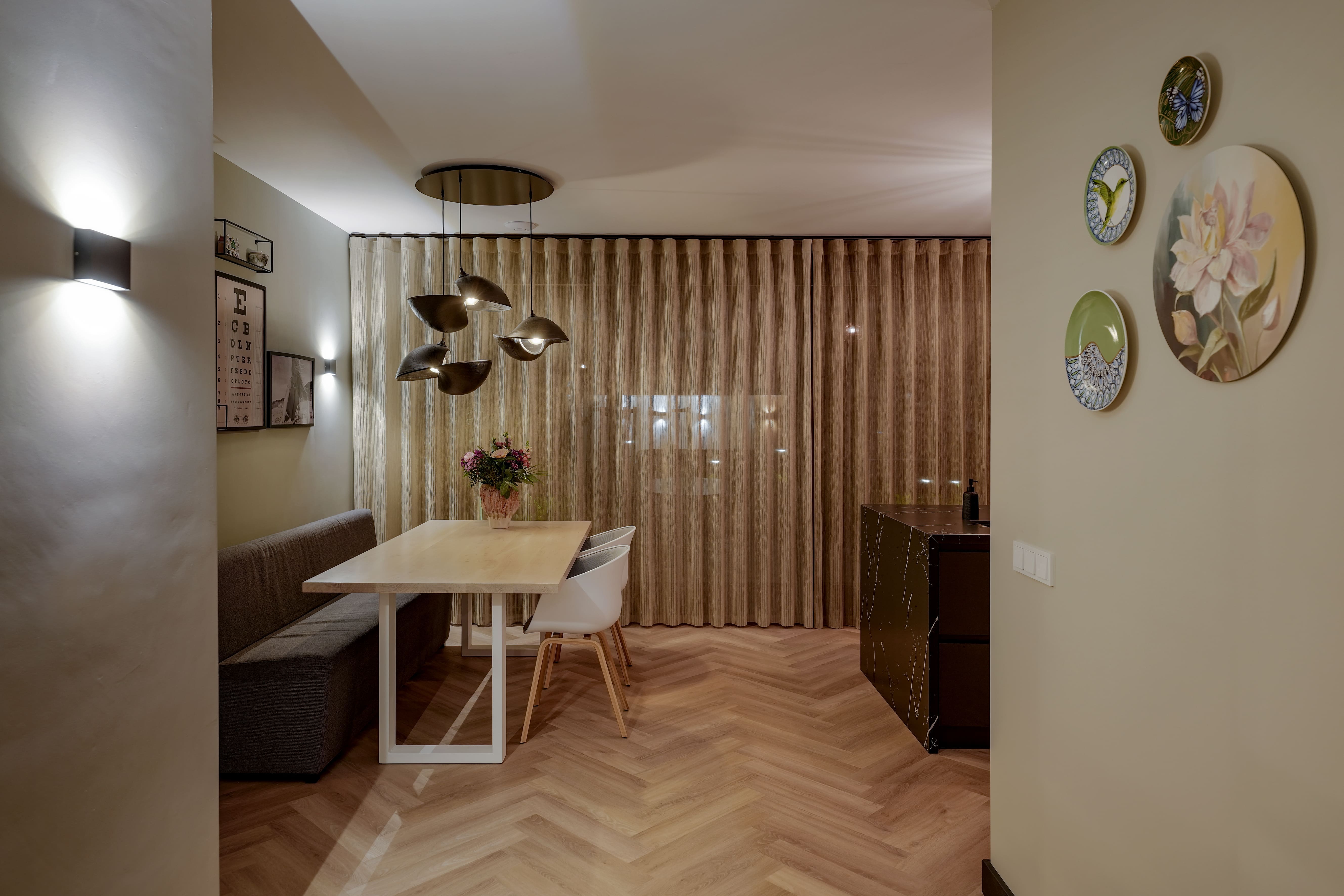 Keukentafel met inbetween gordijnen