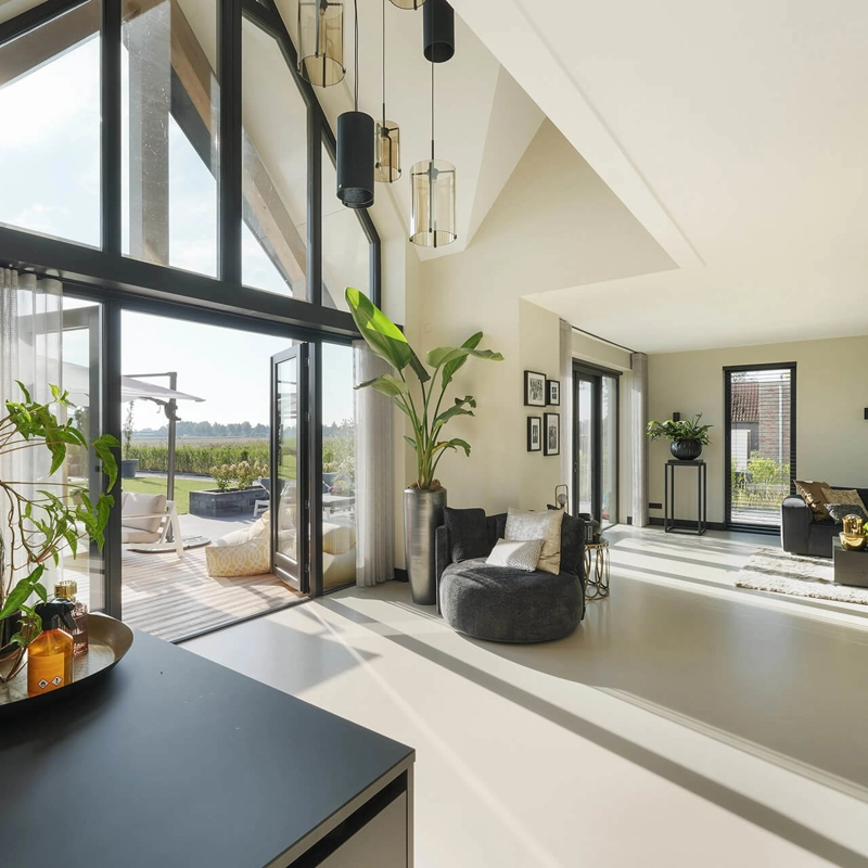 Luxe villa interieur met het 'van binnen - naar buiten gevoel'