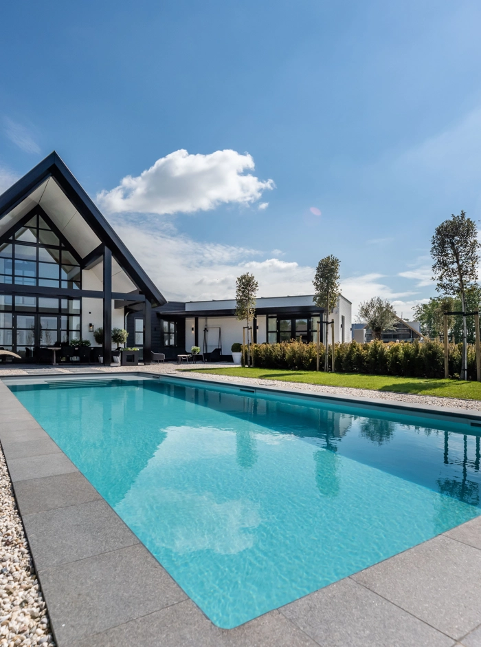schuurwoning met zwembad
